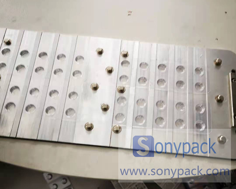 Automatic Button Cell Battery Blister Card Packing Machine