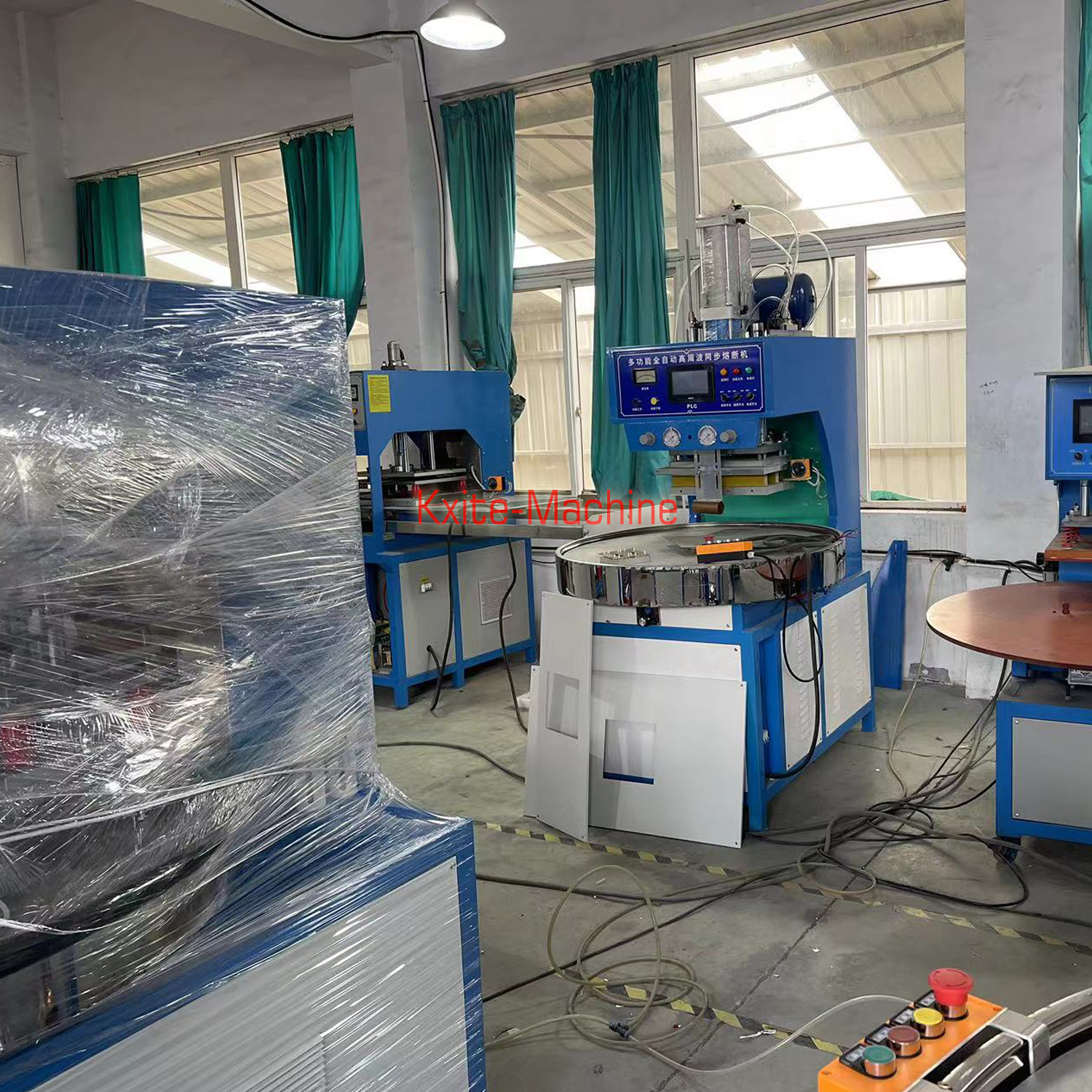 Automatic High Frequency PVC Bag Welding Machine for Plastic Bag_Book Cover_PVC Inner Page Making High Frequency Welding Machine