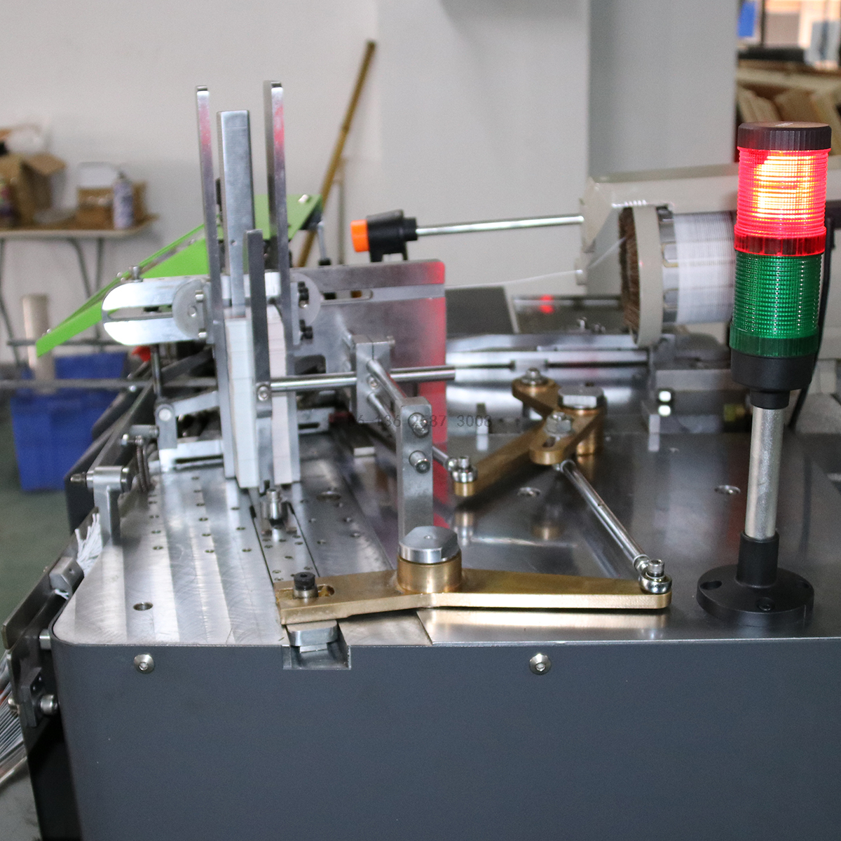 Automatic Paper Hangtag Tying Knotting Machine