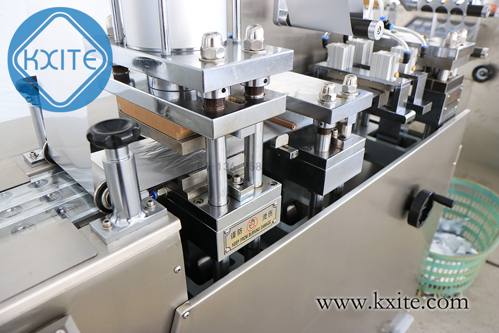 Flat Plate Alu Alu Blister Packing Machine PVC Moisture And Dust Proof
